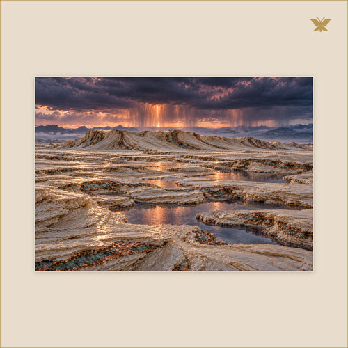 Copper Weather at Dusk — grand format 100 × 70 cm